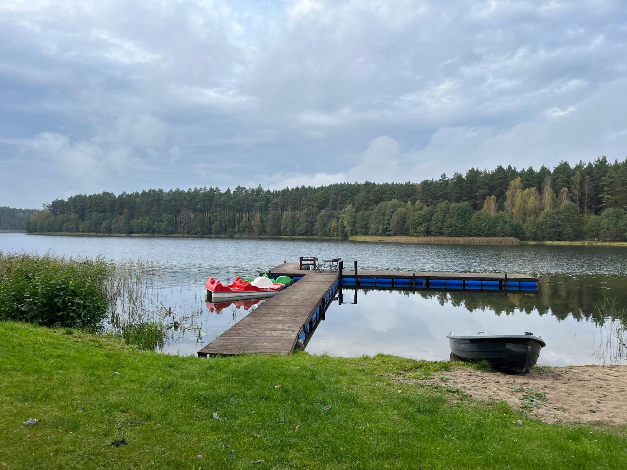 Domek Caloroczny Hawaje Nad Jeziorem Kazub Cieciorka Zewnętrze zdjęcie
